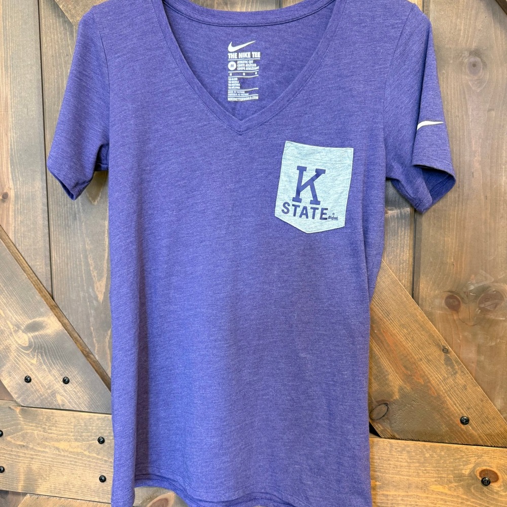 Nike K-State Wildcats Women Medium Purple Excellent V-Neck Pocket Graphic Tee